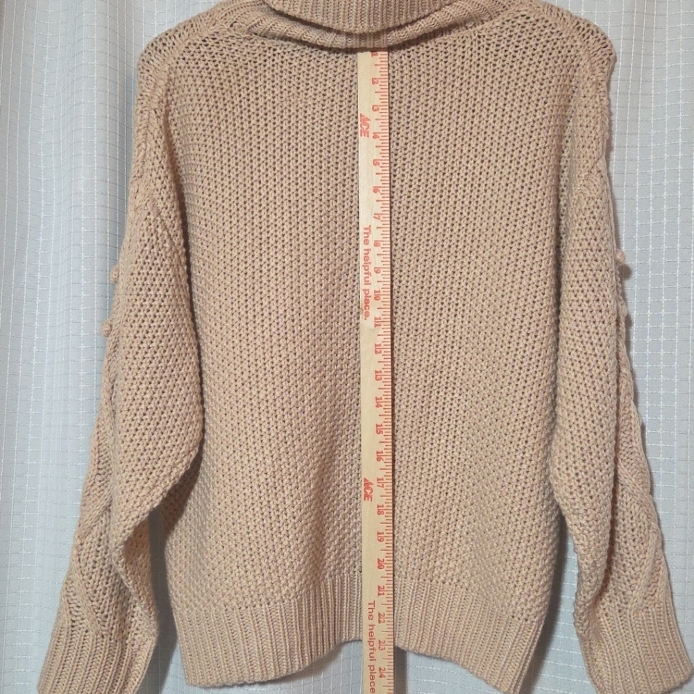 Pink Lily Turtle Neck  Tan Sweater Chunky Cable Knit Size Small - Picture 3 of 7